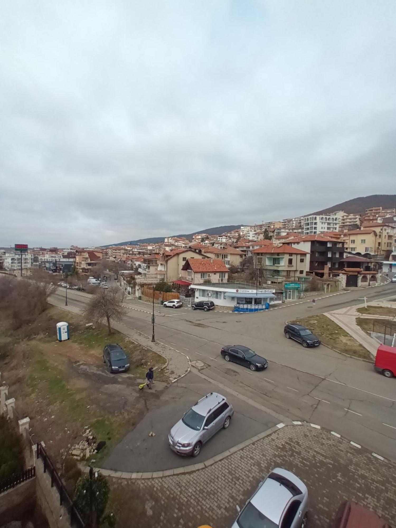 Студио-Шипка Sveti Vlas Esterno foto